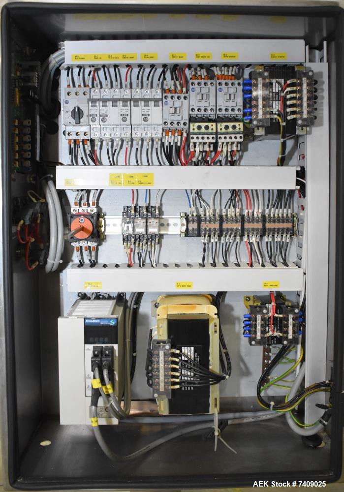 Used Leepack Servo Drive Powder Auger Feeder, Model AW-590IV. Mitsubishi model MR-JZS-200A servo drive. Foot pedal switch. Level sensor. Mounted on stainless steel frame with casters. 3/60/480 Volt.